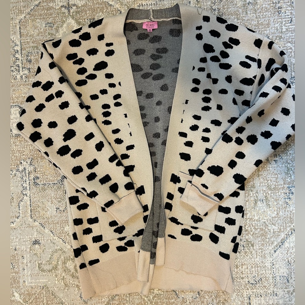 Francesca’s mi ami leopard cardigan